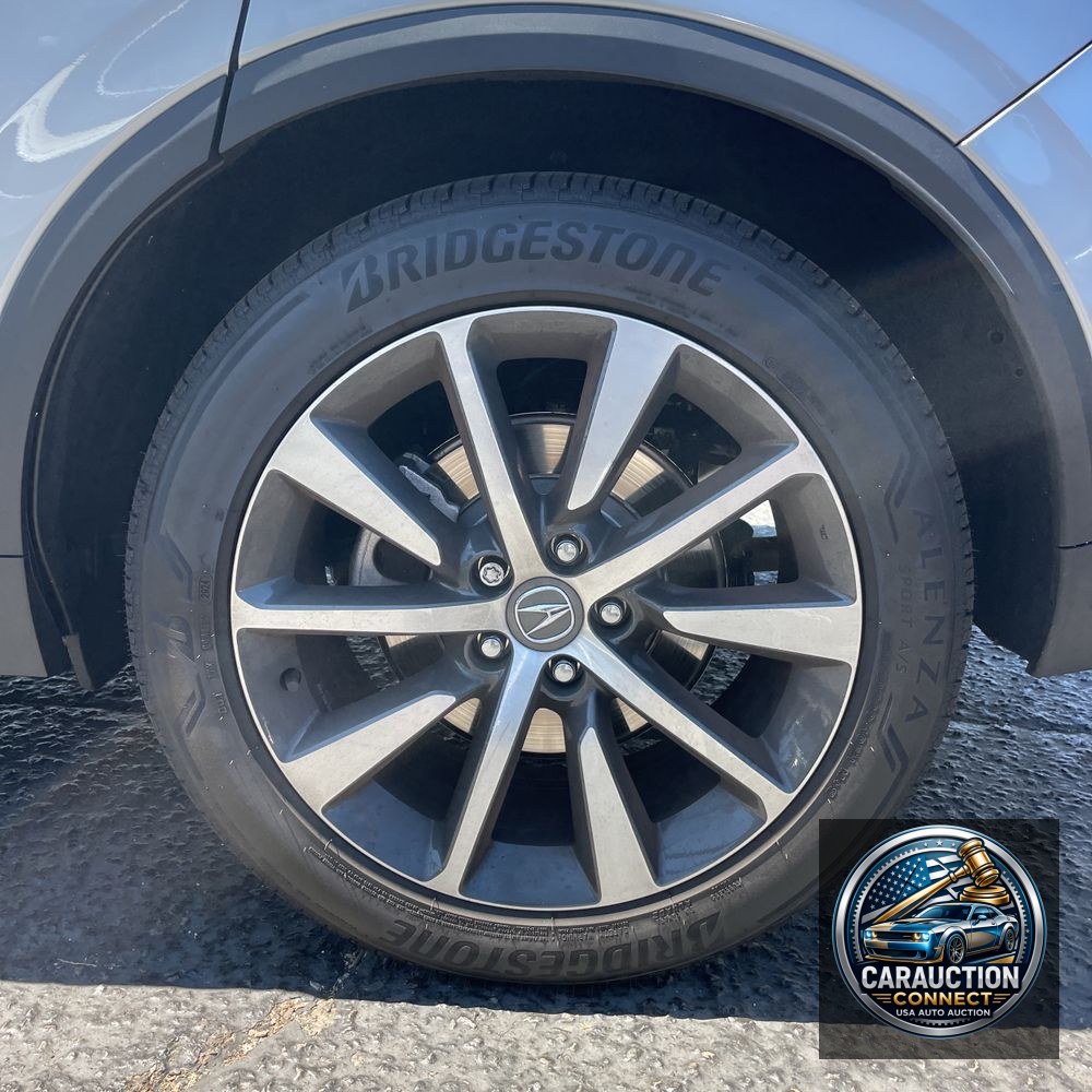 2025 Acura MDX w/Tech
