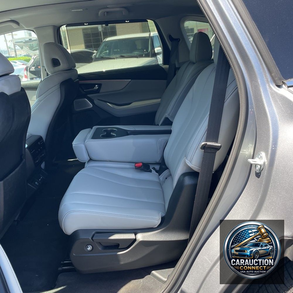 2025 Acura MDX w/Tech