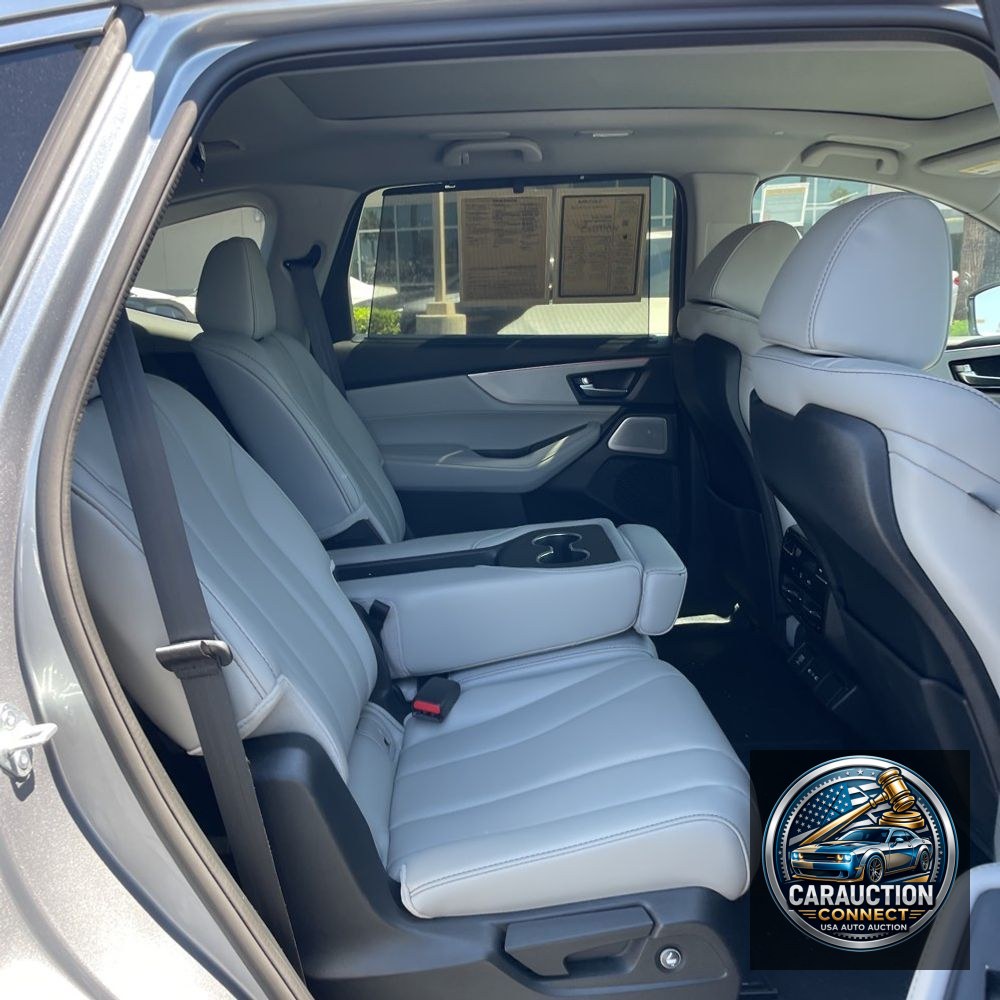 2025 Acura MDX w/Tech