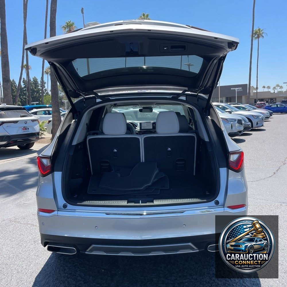 2025 Acura MDX w/Tech