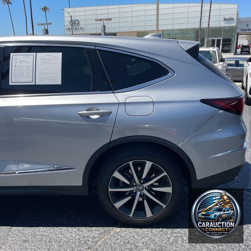 2025 Acura MDX w/Tech