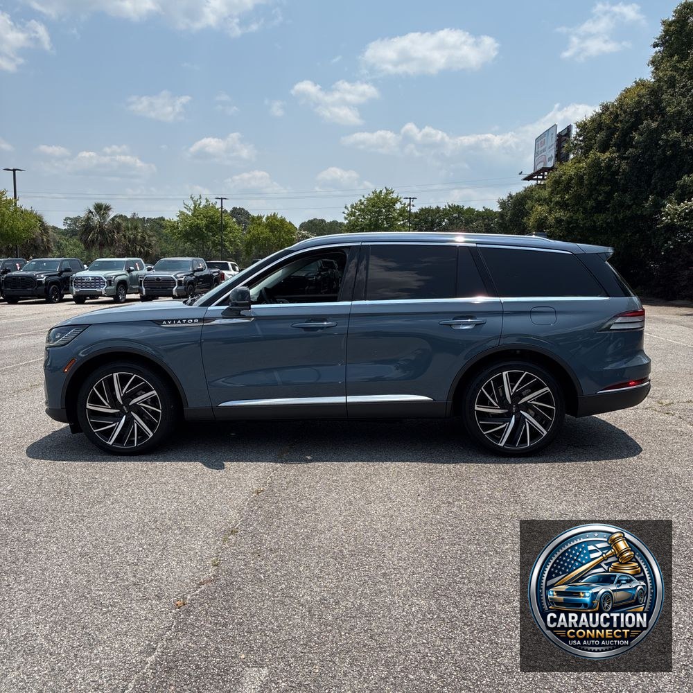2025 Lincoln Aviator Reserve