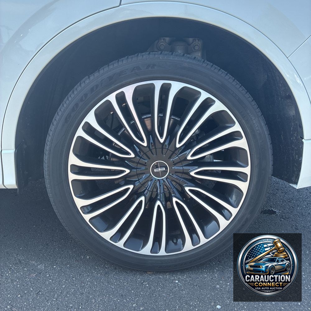 2022 Lincoln Aviator Black Label