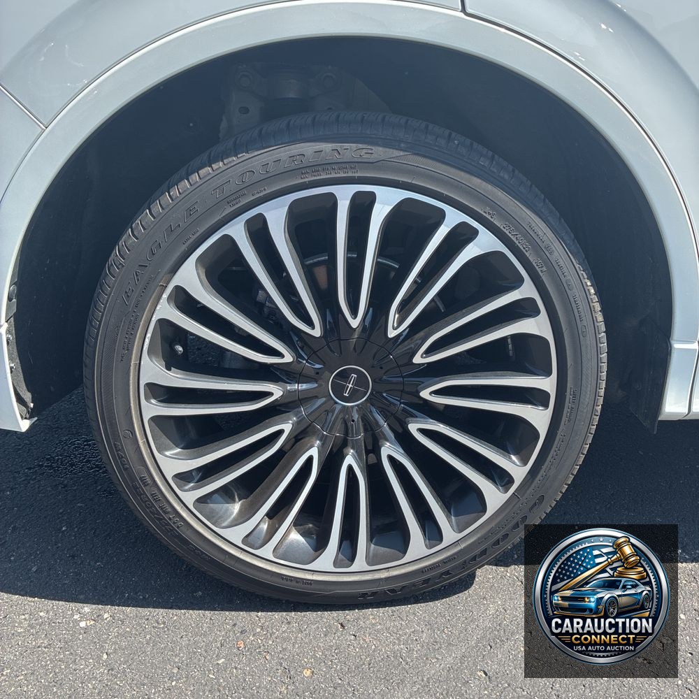 2022 Lincoln Aviator Black Label