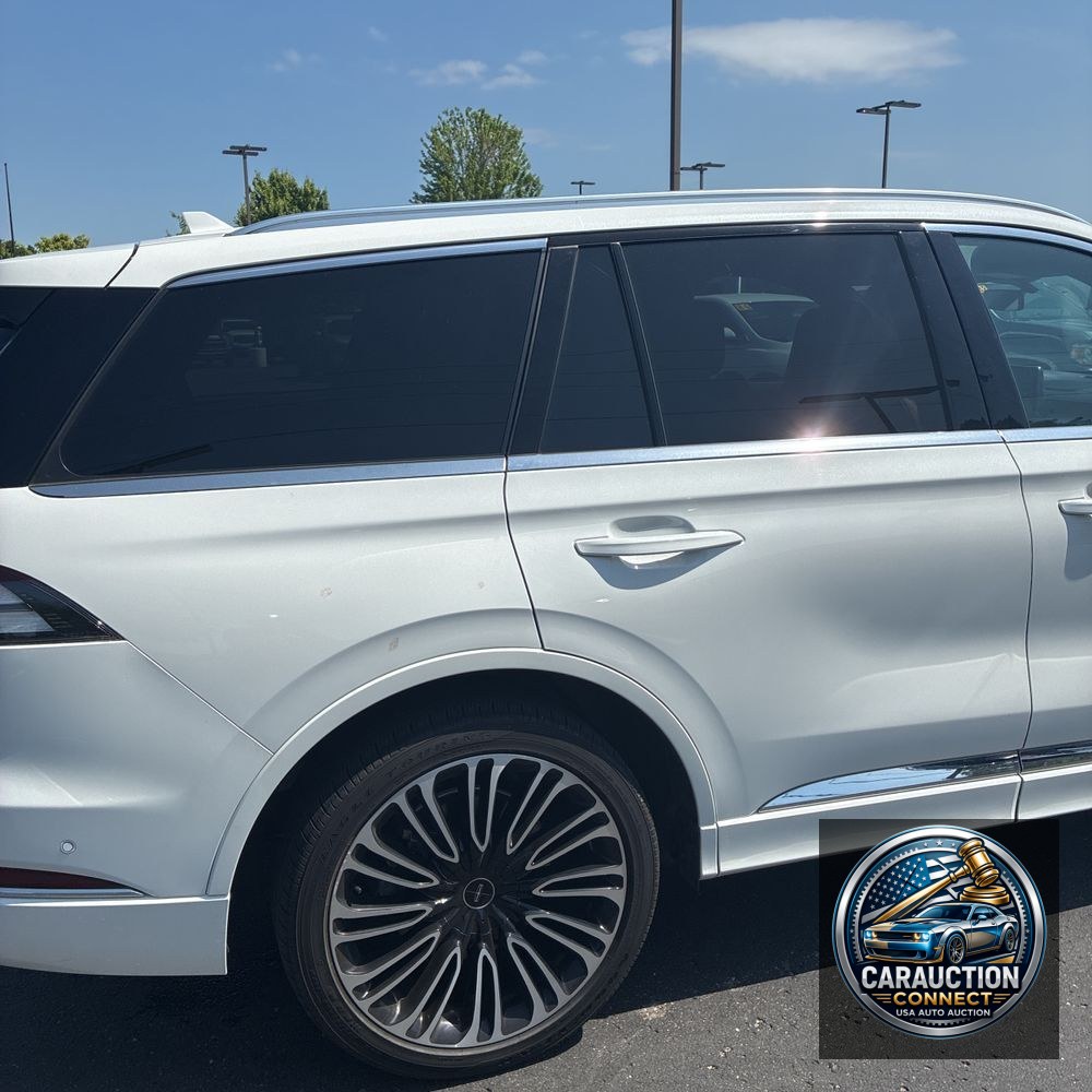 2022 Lincoln Aviator Black Label