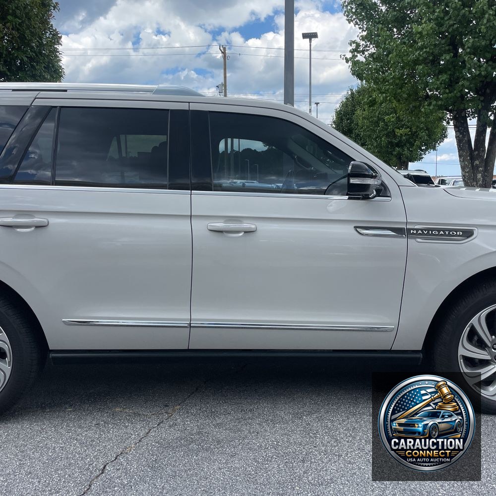 2023 Lincoln Navigator Reserve