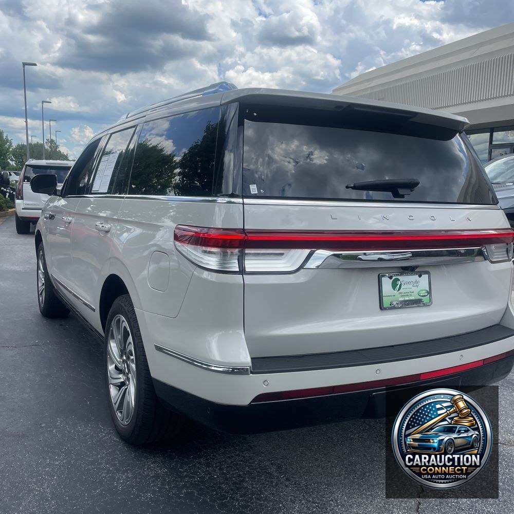 2023 Lincoln Navigator Reserve