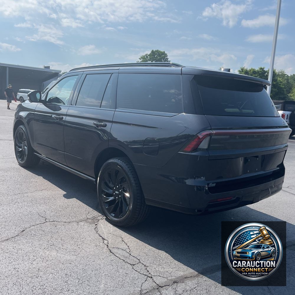2025 Lincoln Navigator Reserve