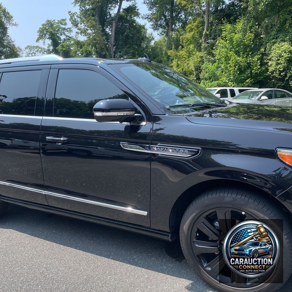2022 Lincoln Navigator Reserve