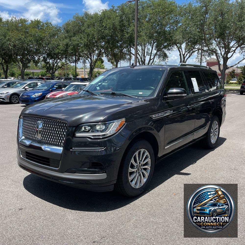 2023 Lincoln Navigator Standard