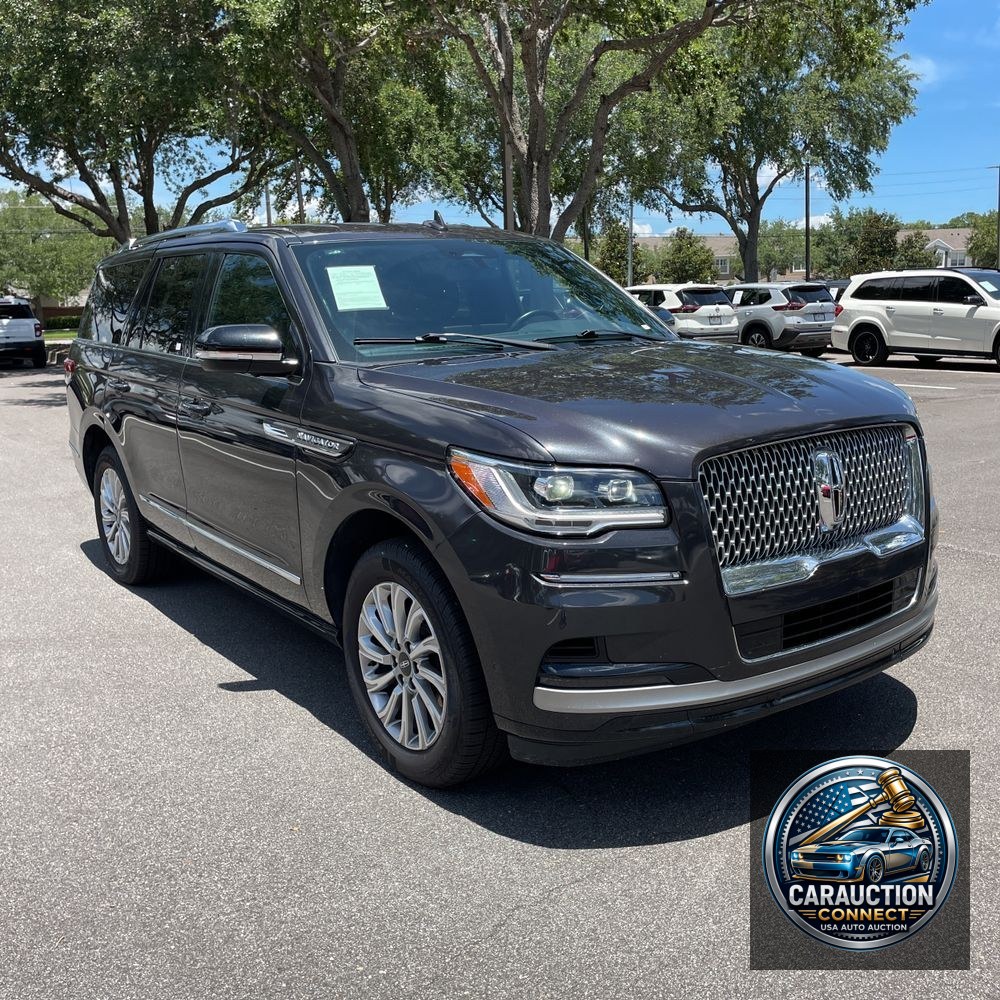2023 Lincoln Navigator Standard