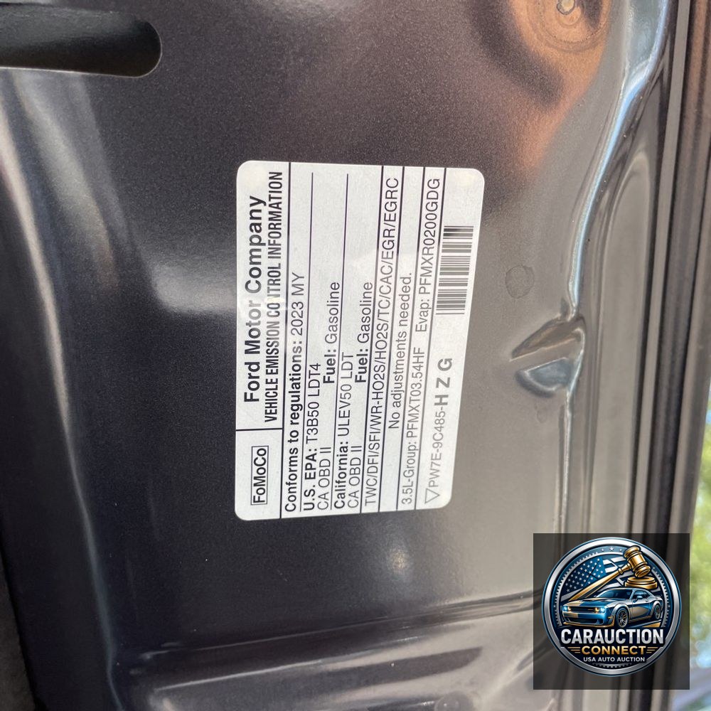 2023 Lincoln Navigator Standard