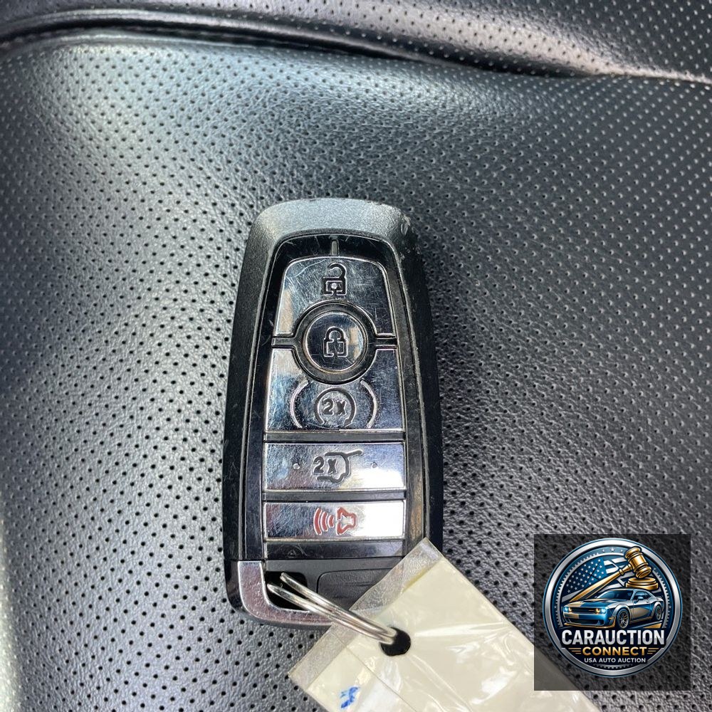 2023 Lincoln Navigator Standard