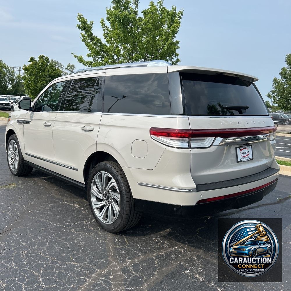 2024 Lincoln Navigator Premiere