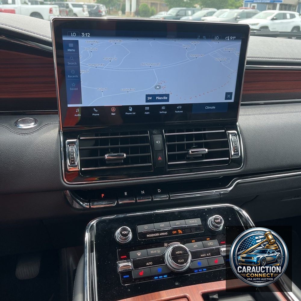 2024 Lincoln Navigator Premiere