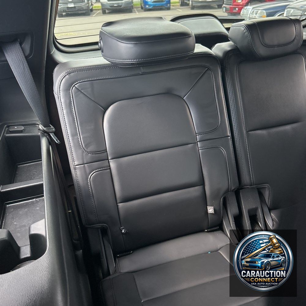 2023 Lincoln Navigator Standard
