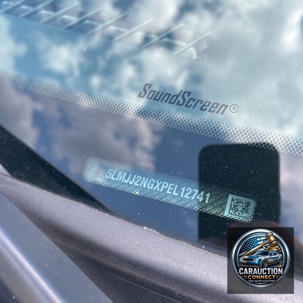 2023 Lincoln Navigator Standard