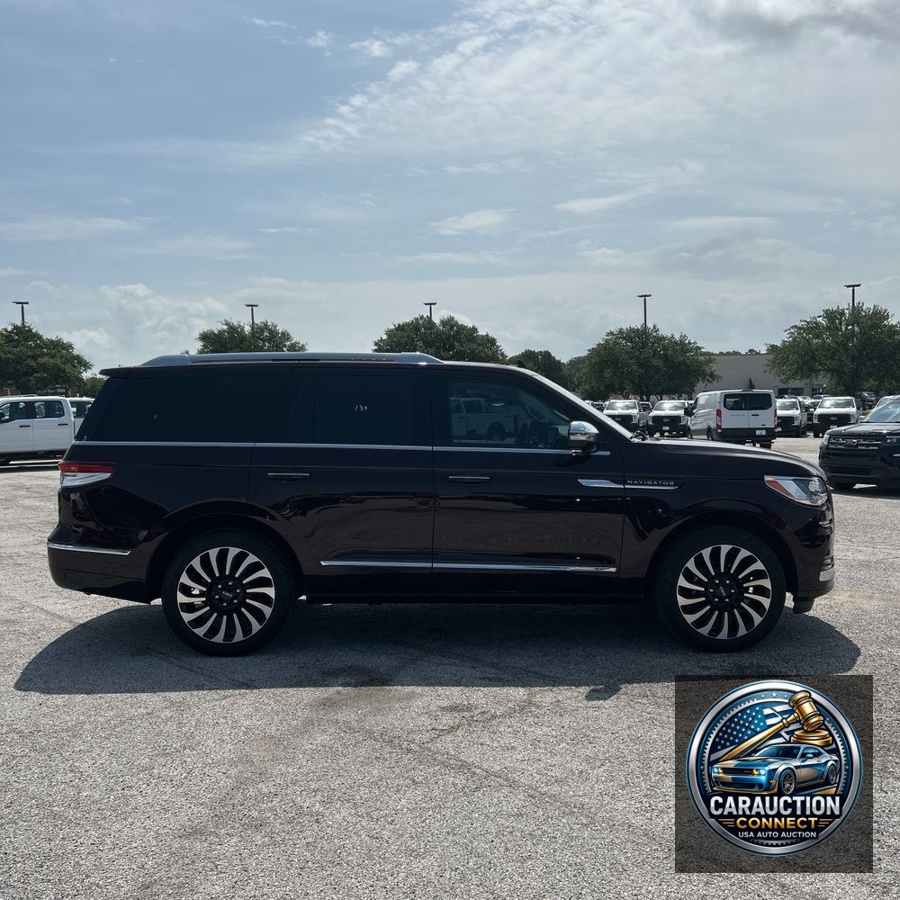 2024 Lincoln Navigator Black Label
