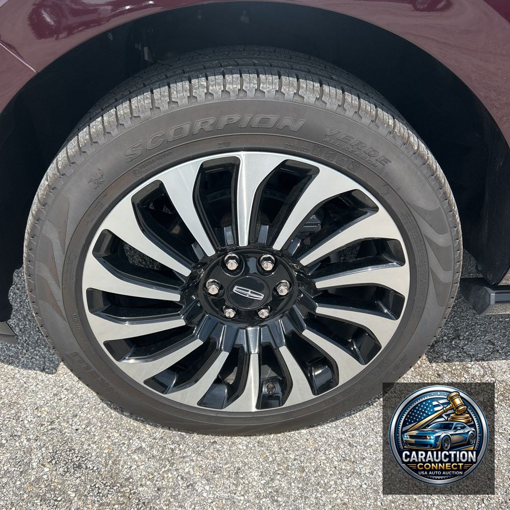 2024 Lincoln Navigator Black Label