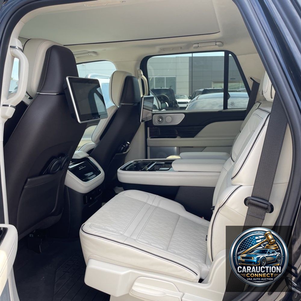 2024 Lincoln Navigator Black Label