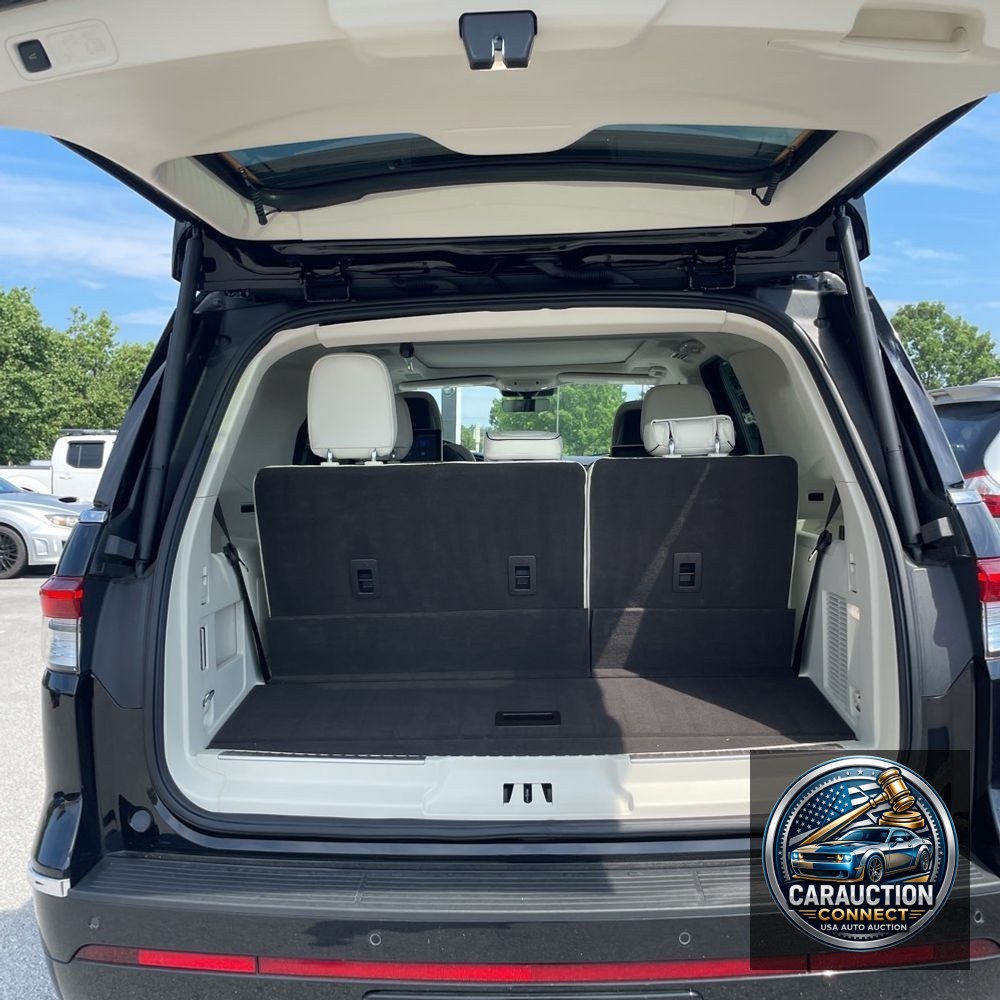 2024 Lincoln Navigator Black Label