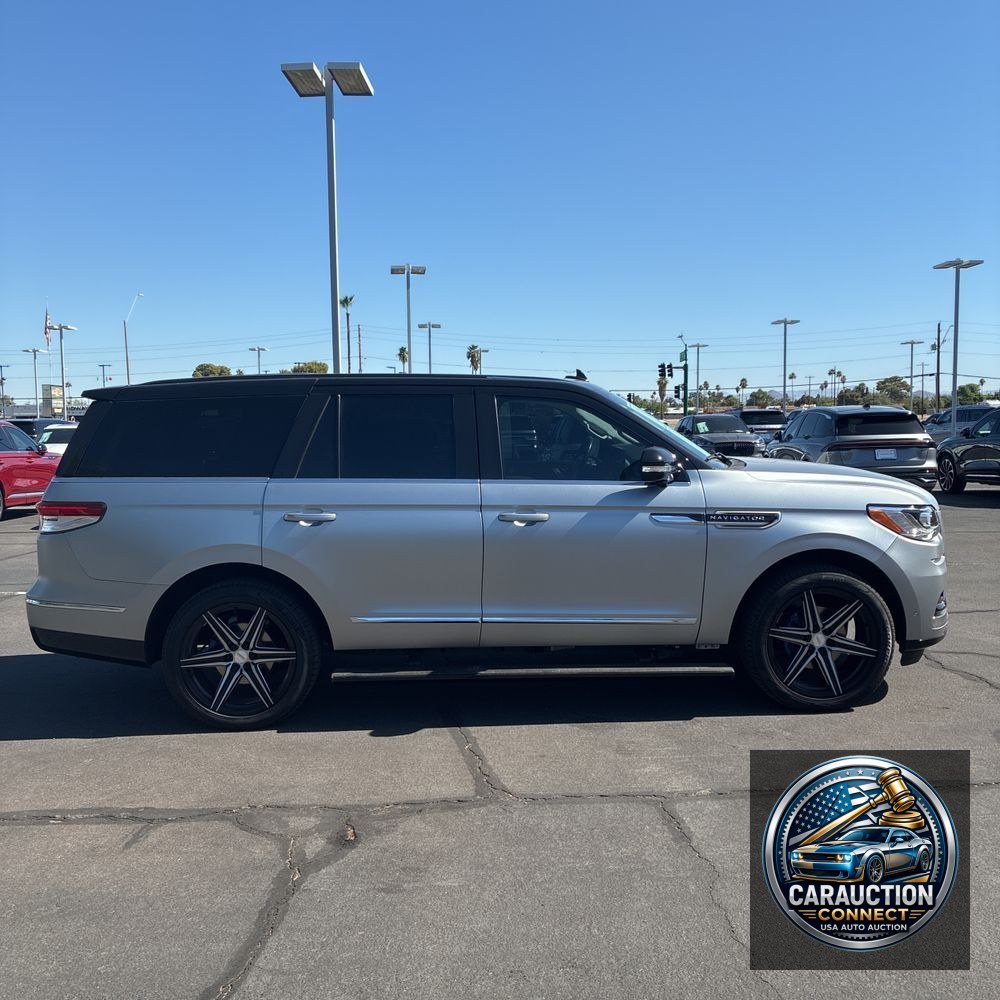 2023 Lincoln Navigator Black Label