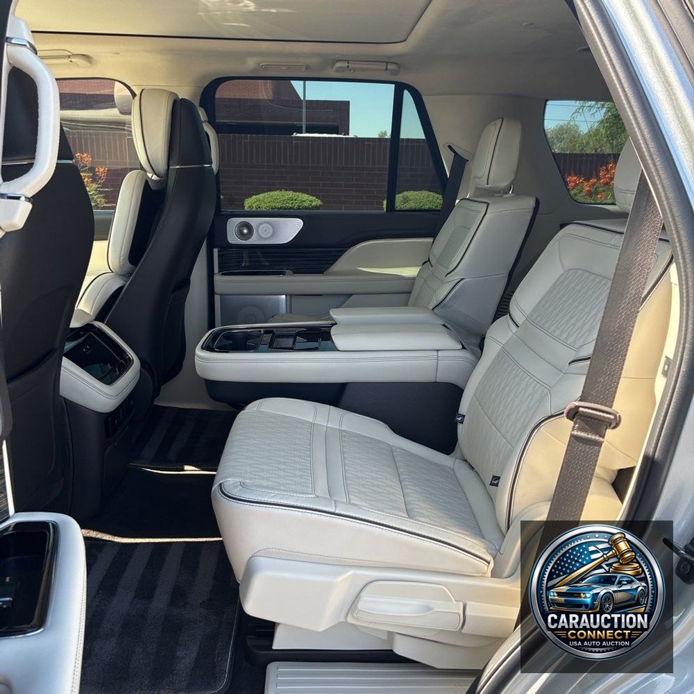 2023 Lincoln Navigator Black Label