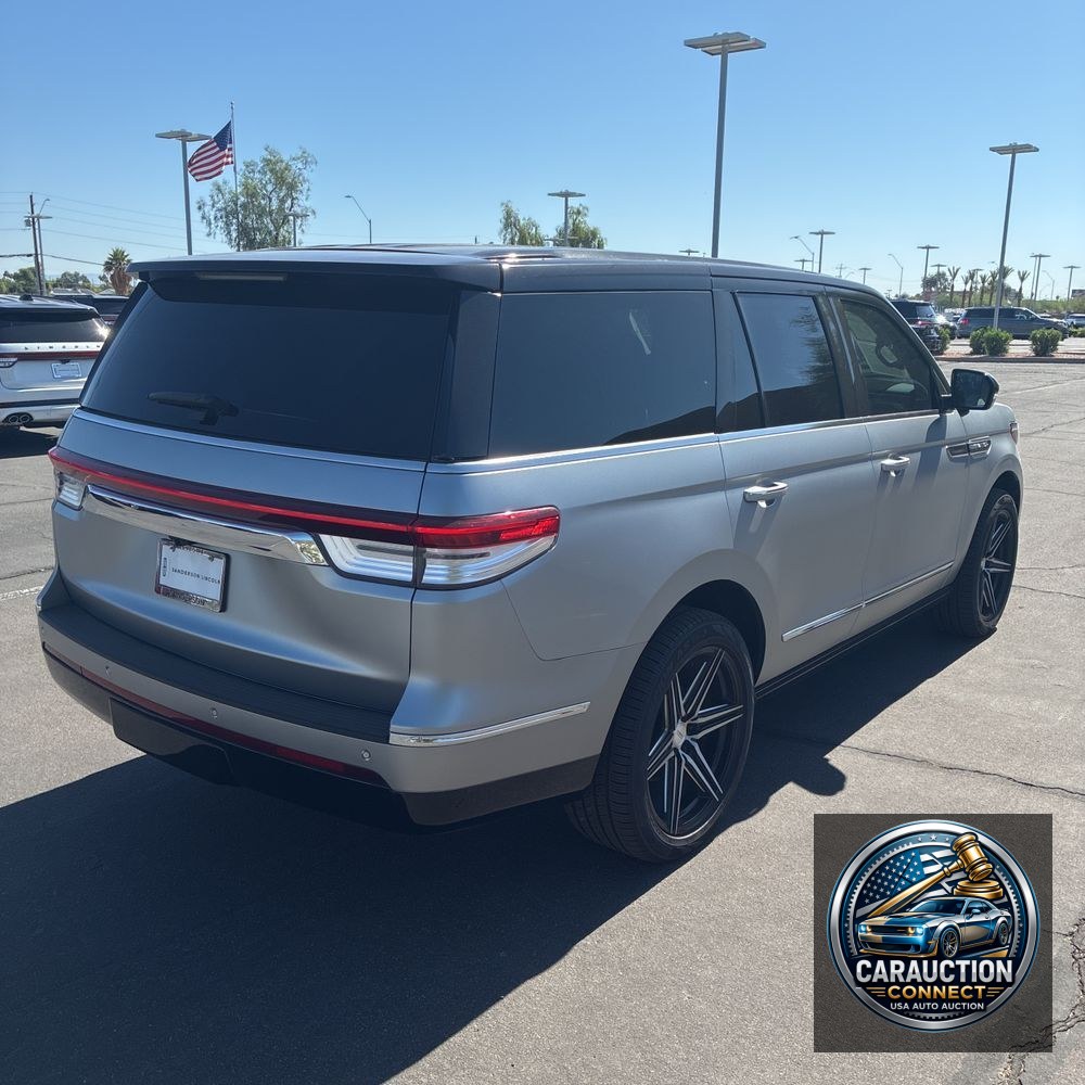 2023 Lincoln Navigator Black Label