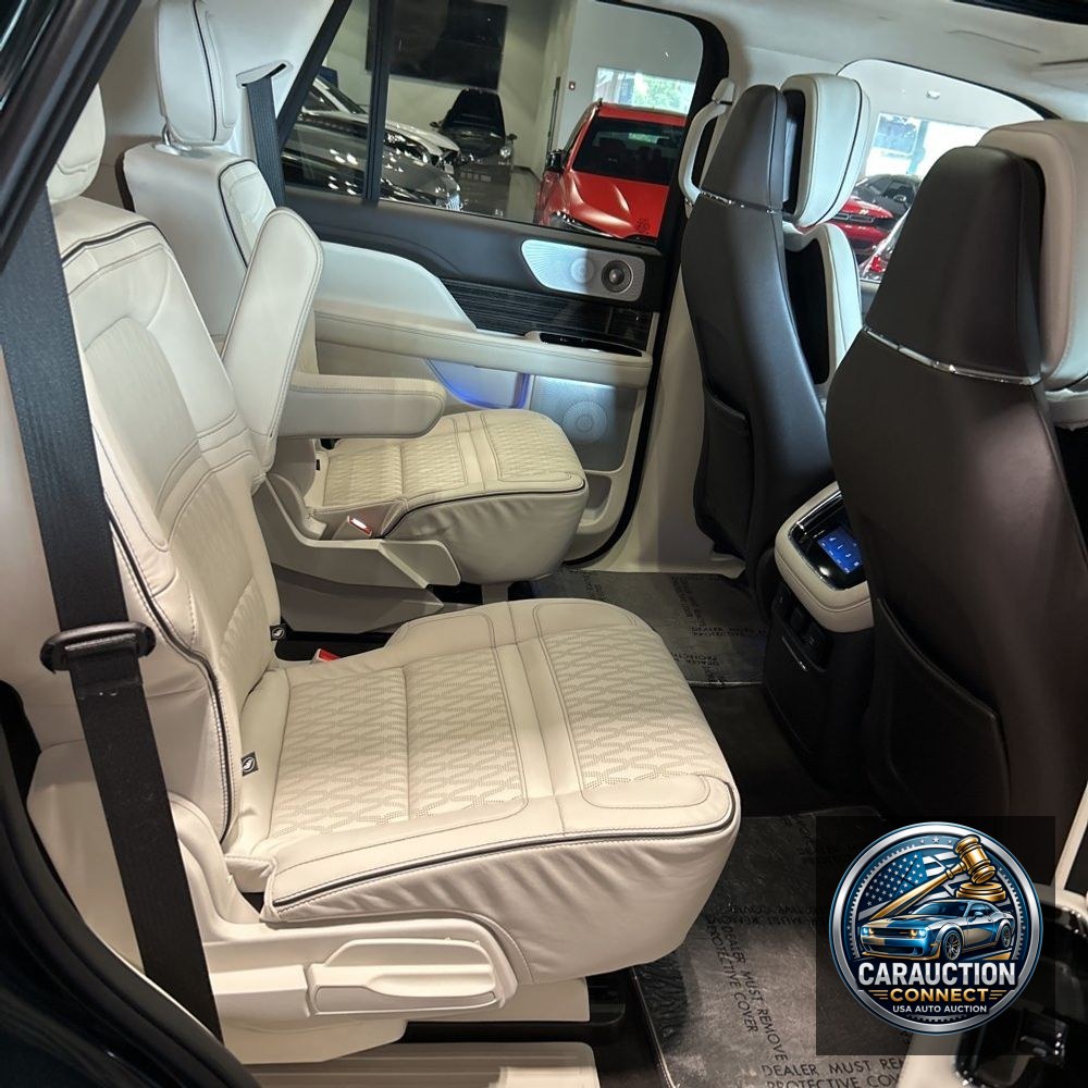 2024 Lincoln Navigator Black Label