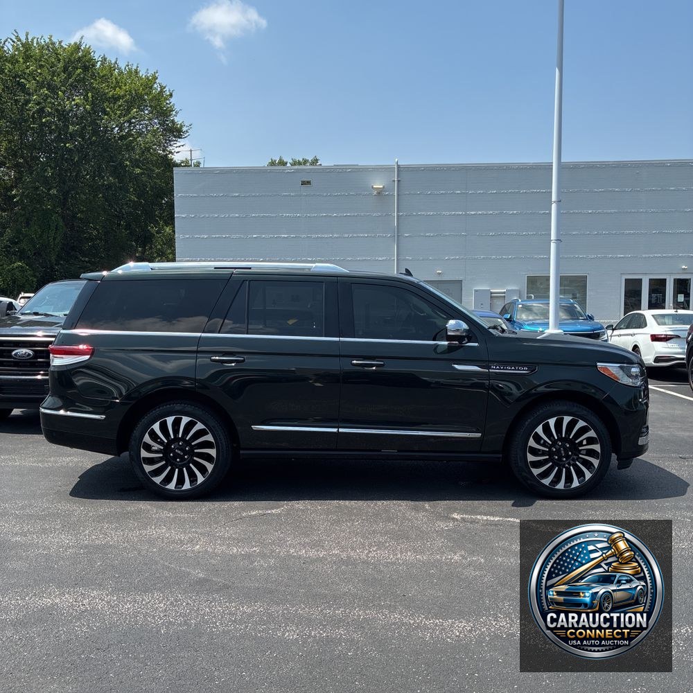 2023 Lincoln Navigator Black Label