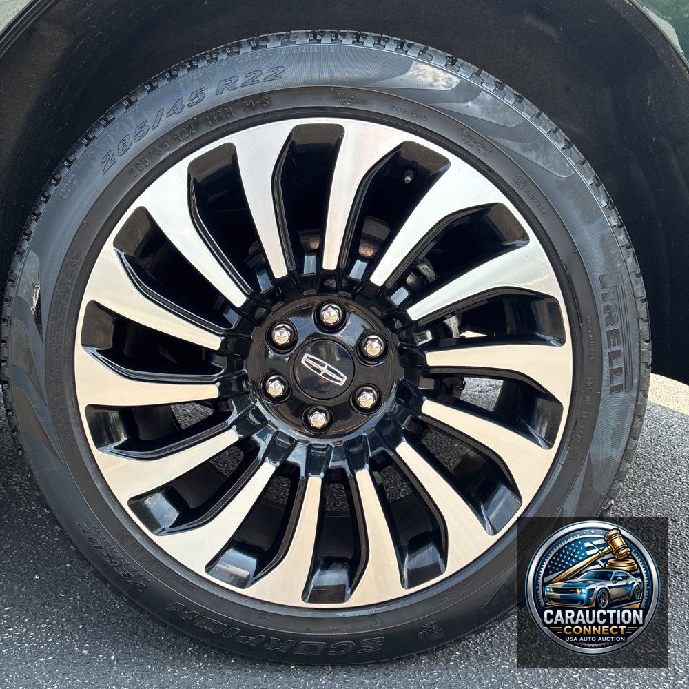 2023 Lincoln Navigator Black Label