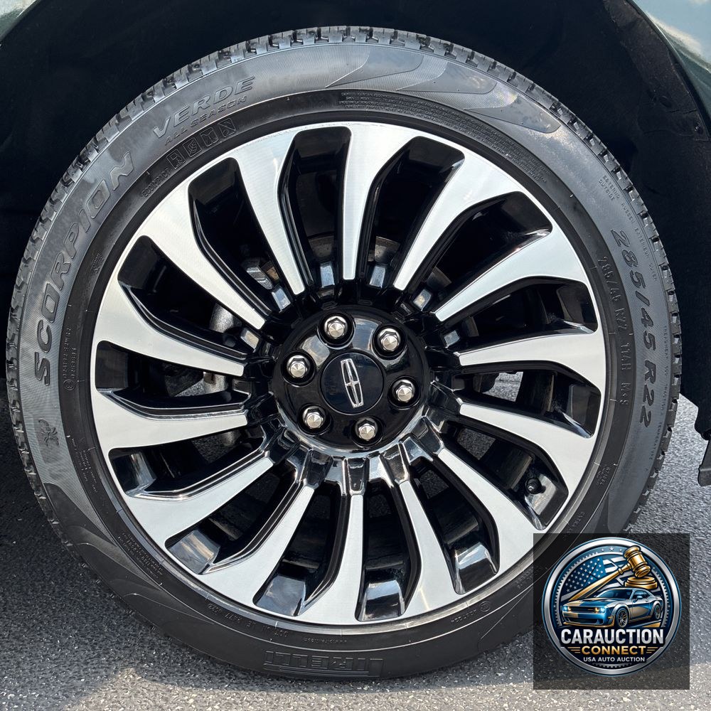 2023 Lincoln Navigator Black Label