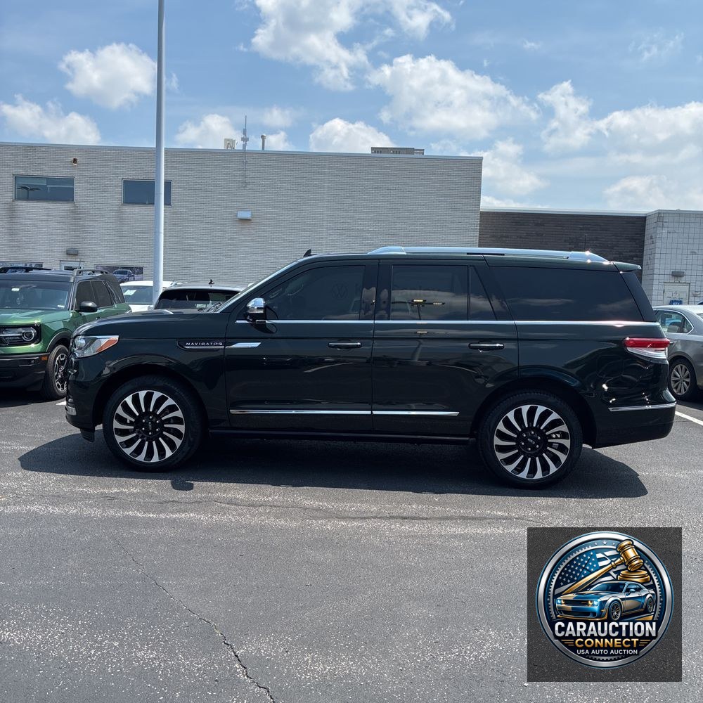 2023 Lincoln Navigator Black Label