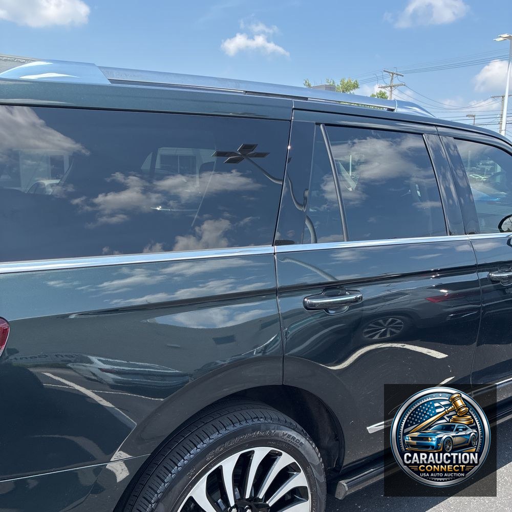 2023 Lincoln Navigator Black Label
