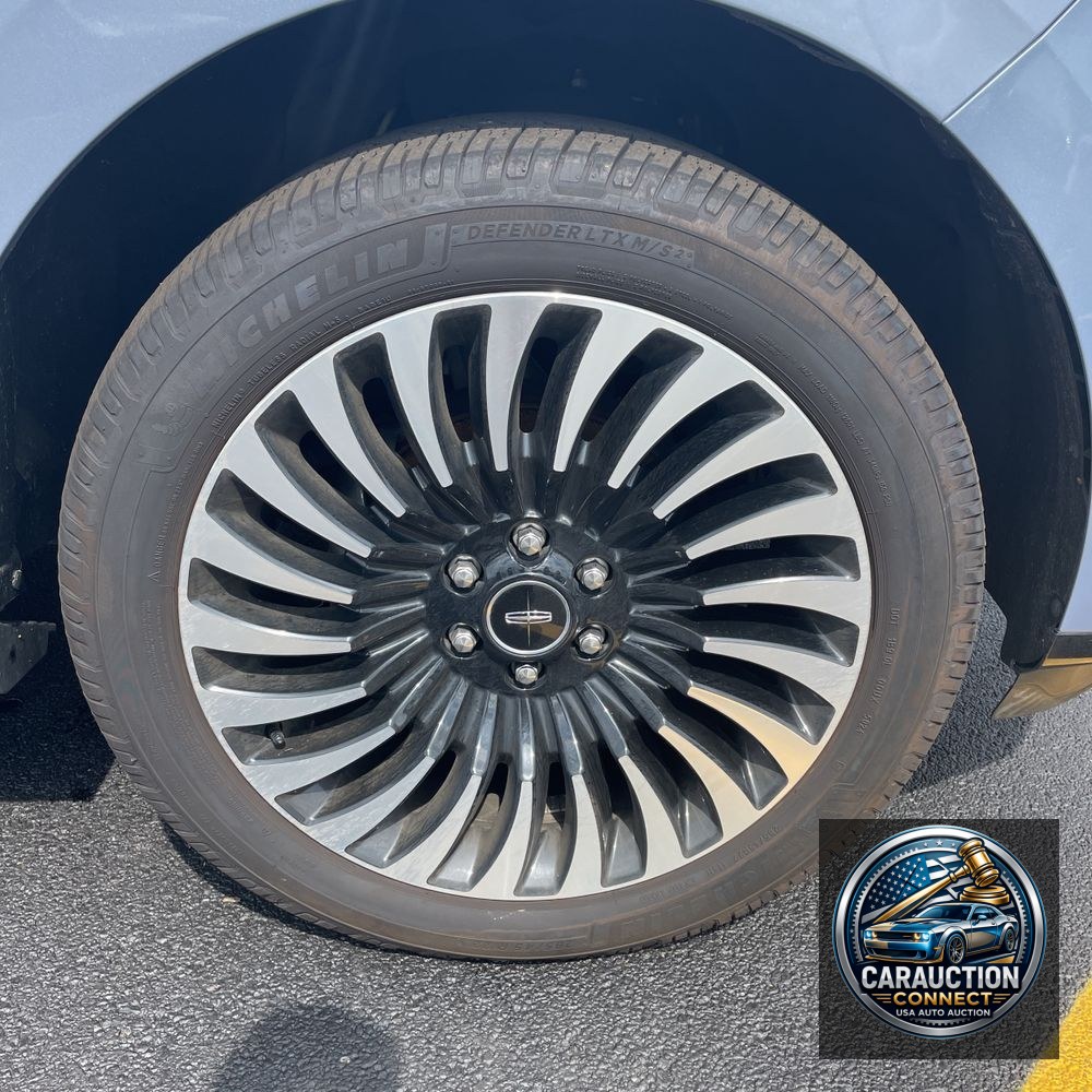 2021 Lincoln Navigator Black Label