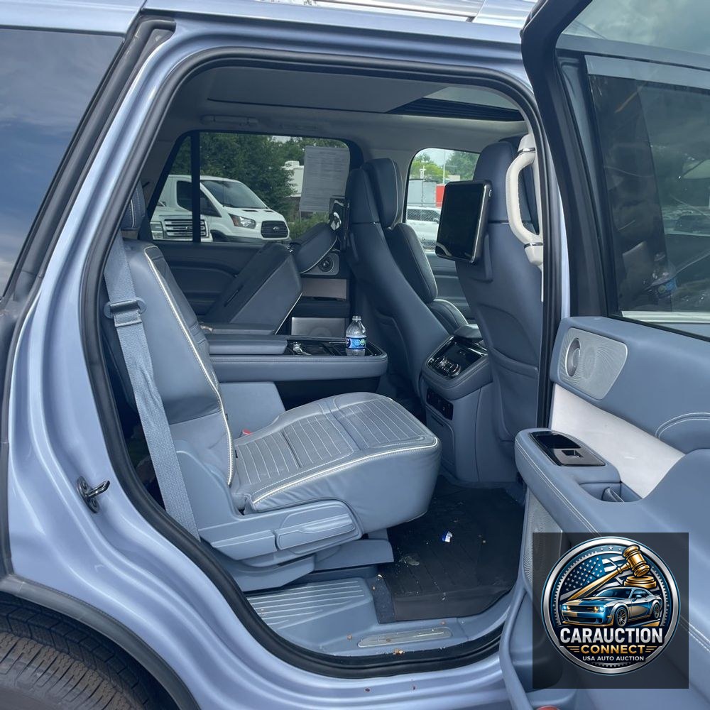2021 Lincoln Navigator Black Label