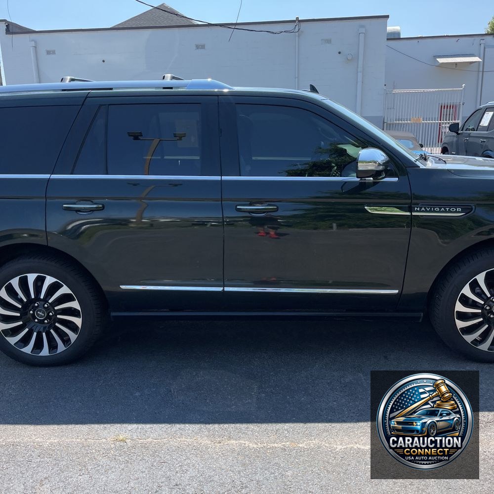 2022 Lincoln Navigator Black Label