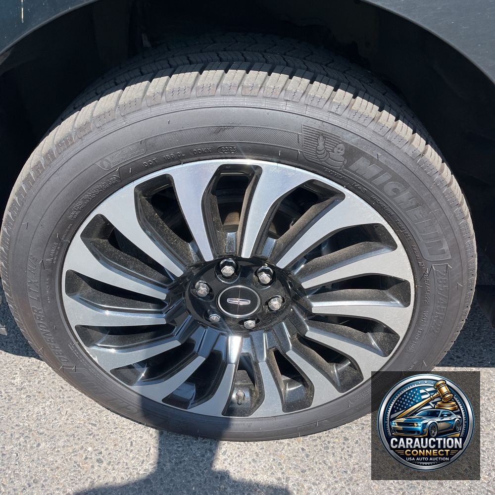 2022 Lincoln Navigator Black Label