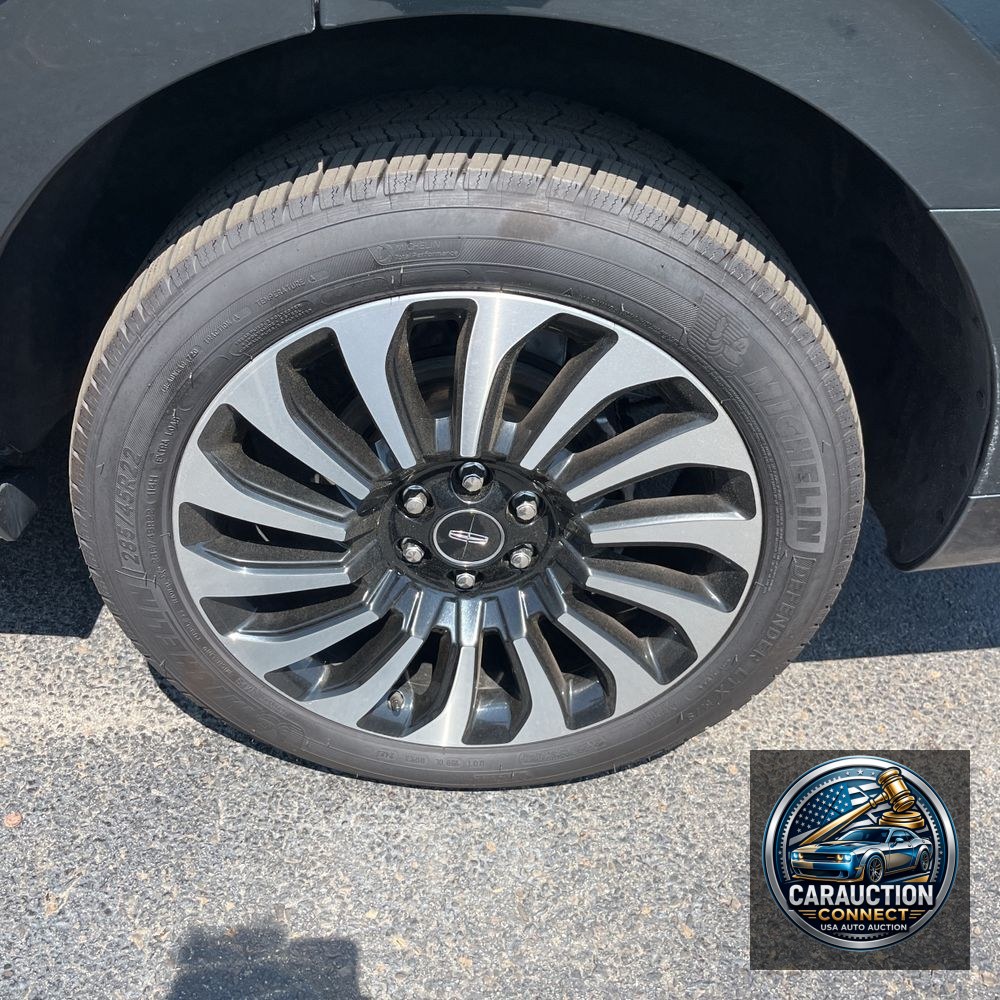 2022 Lincoln Navigator Black Label