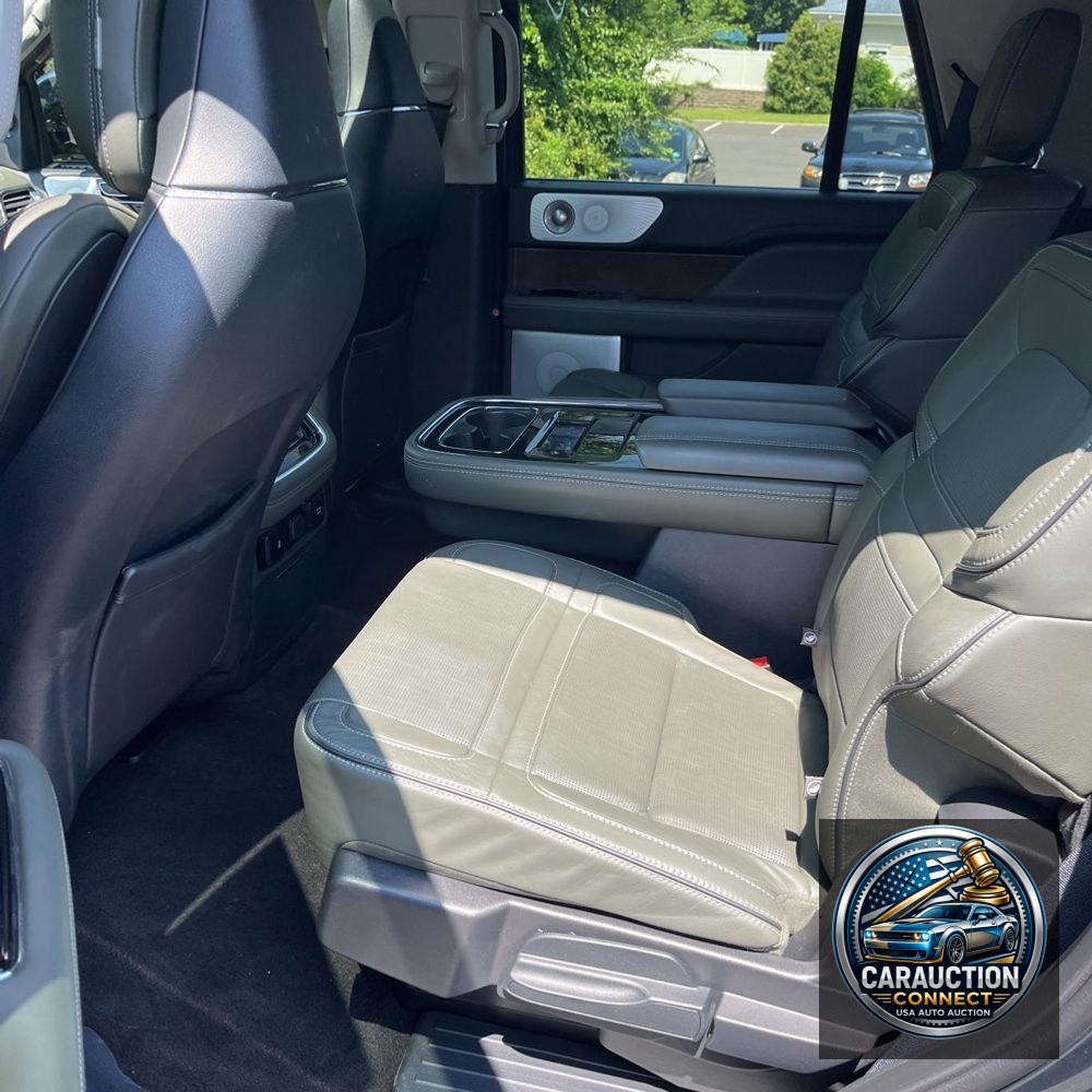 2022 Lincoln Navigator Black Label