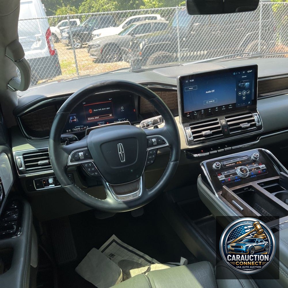 2022 Lincoln Navigator Black Label