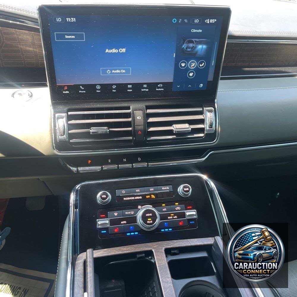 2022 Lincoln Navigator Black Label