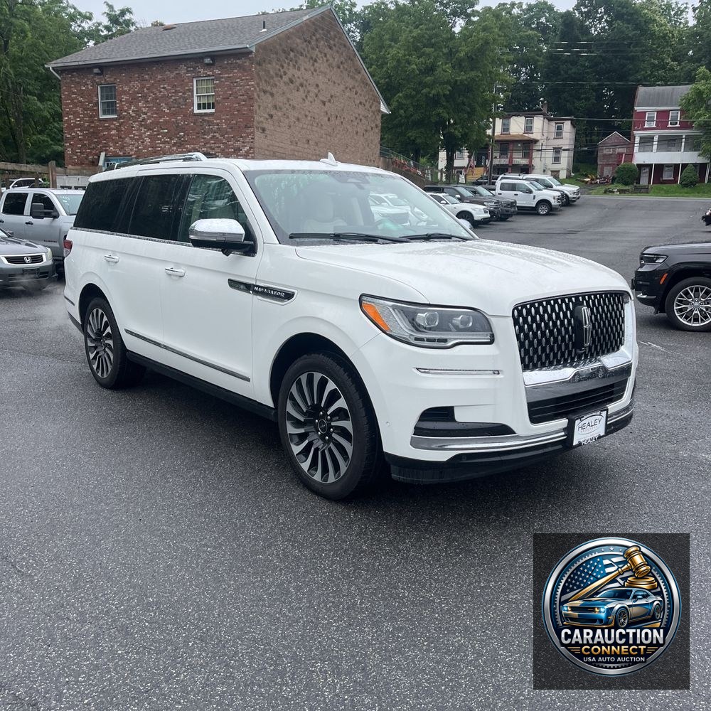 2022 Lincoln Navigator Black Label