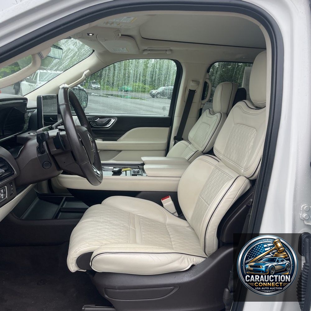 2022 Lincoln Navigator Black Label