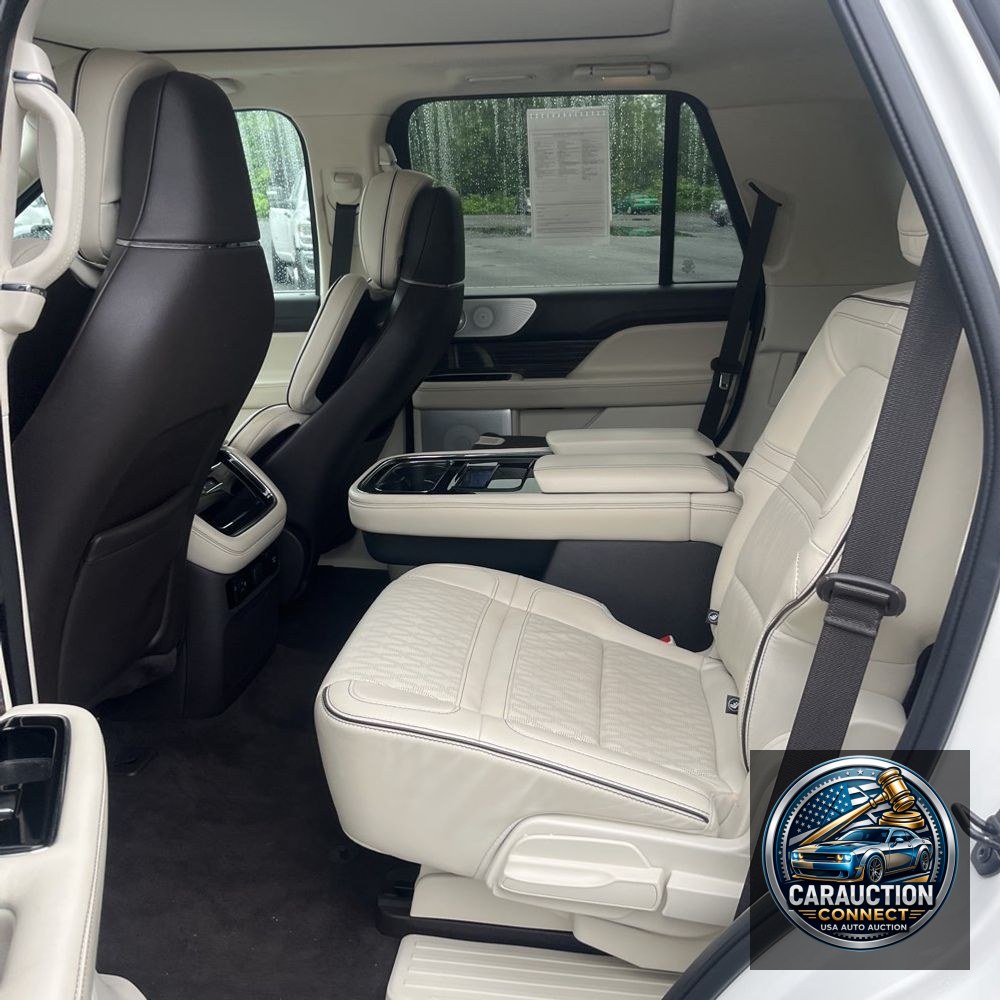 2022 Lincoln Navigator Black Label