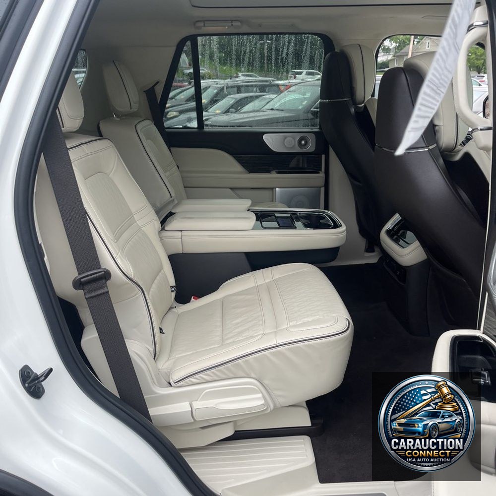 2022 Lincoln Navigator Black Label