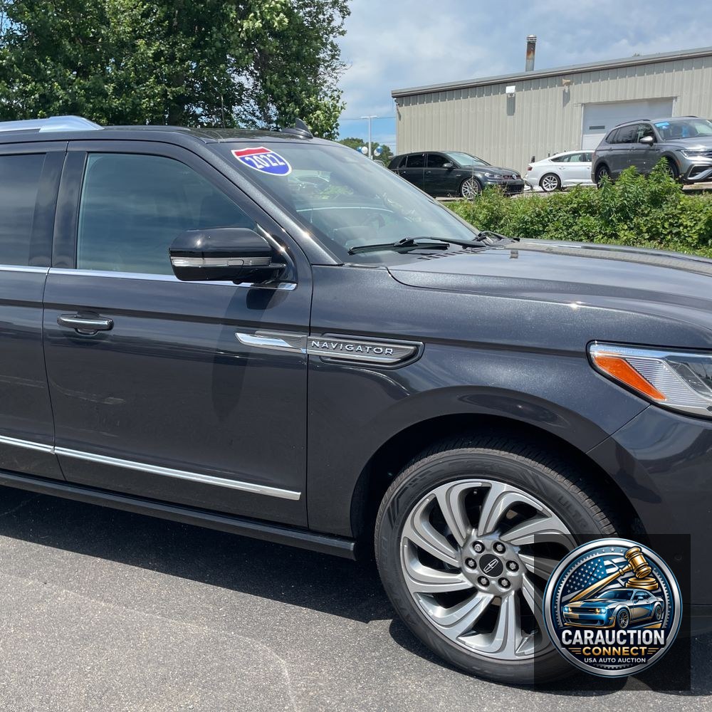 2022 Lincoln Navigator L Reserve