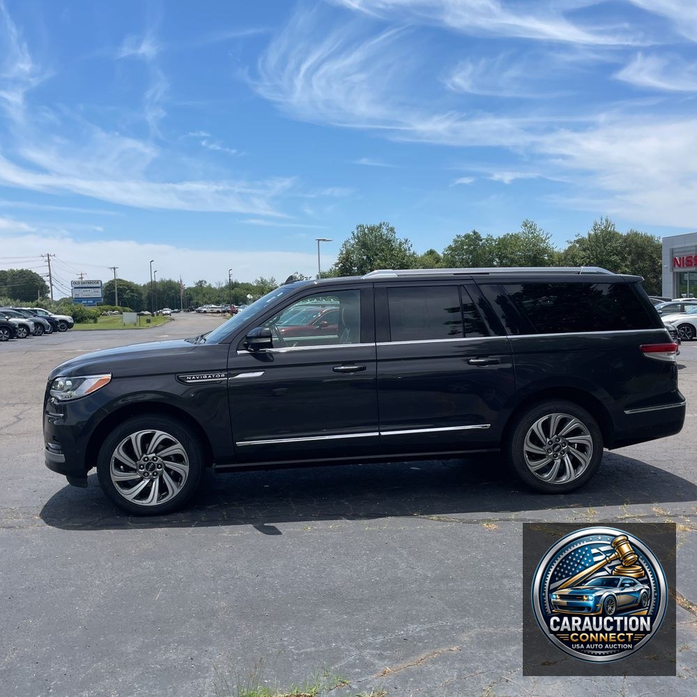 2022 Lincoln Navigator L Reserve