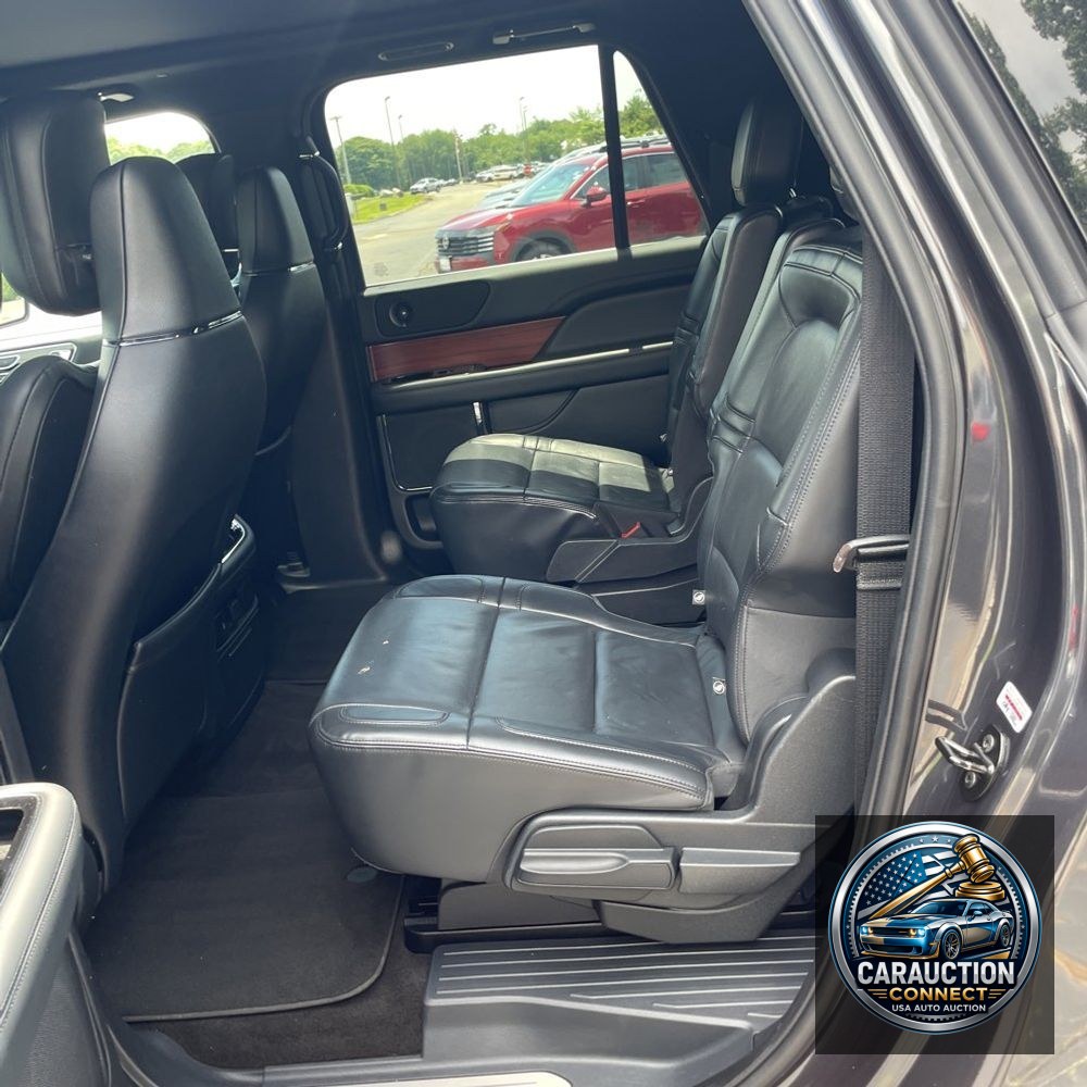 2022 Lincoln Navigator L Reserve