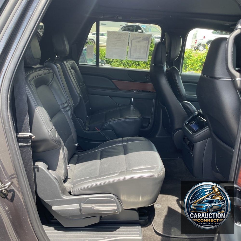2022 Lincoln Navigator L Reserve